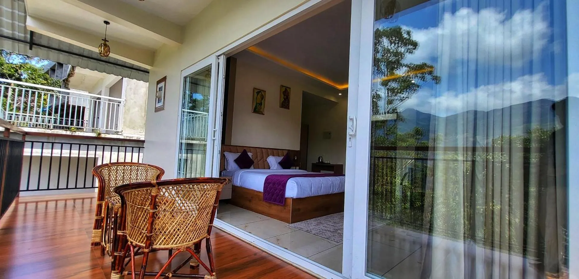 Evaara Resorts Anachal Hindistan
